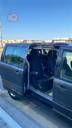 دودج كارافان